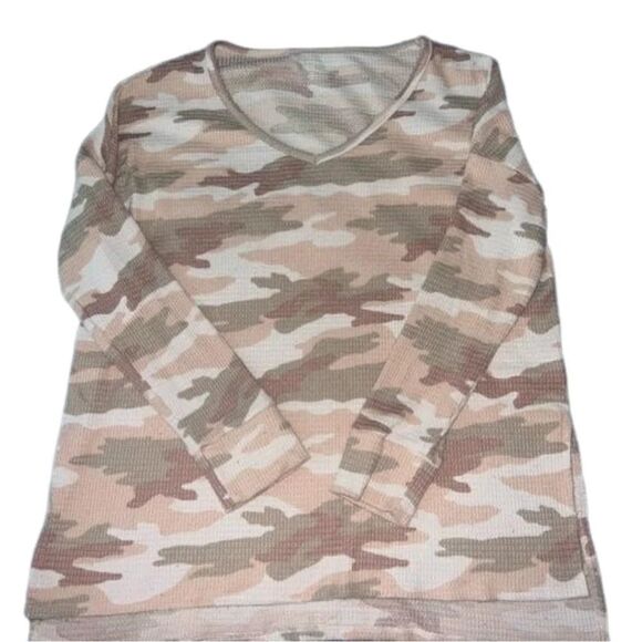 American eagle long sleeve camo shirt!‎ - Picture 1 of 6